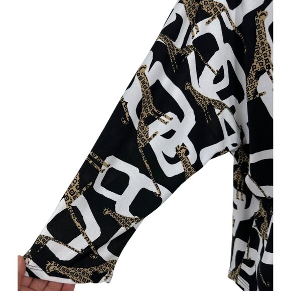 Chicos Womens Geometric & Whimsical Cheetah Black/White Top Size 2 US L - Picture 3 of 8